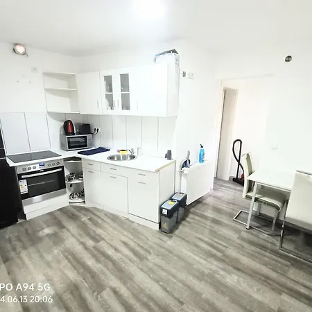 Apartmenthaus 33 K *
