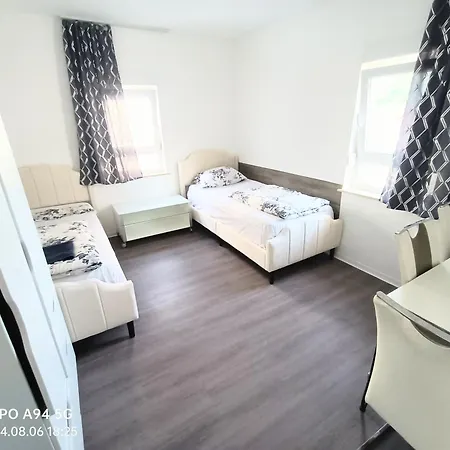 Apartmenthaus 33 K *