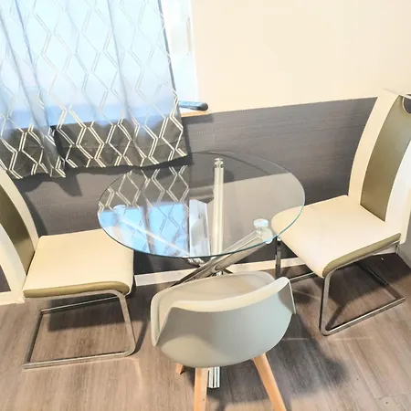 Apartmenthaus 33 K *